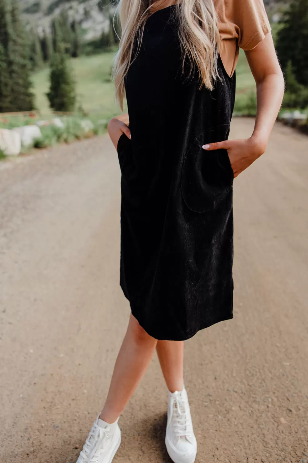 Knee-Length Dresses | Dongguan Huoyoung Apparel Co Ava Jumper Dress-Black