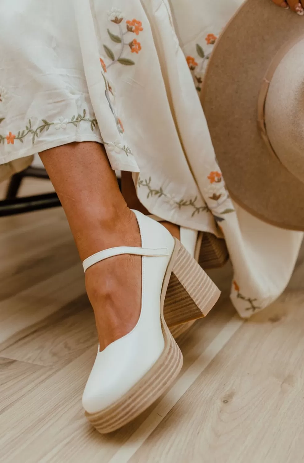 Heels | Oasis Society Branston Heels-White